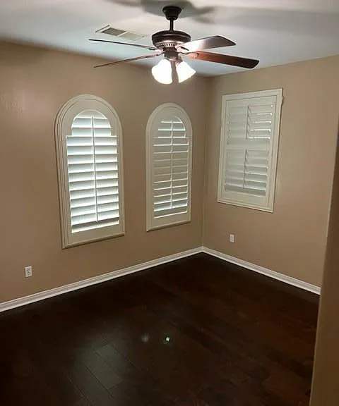 12715 Eversham Dr — Photo 25