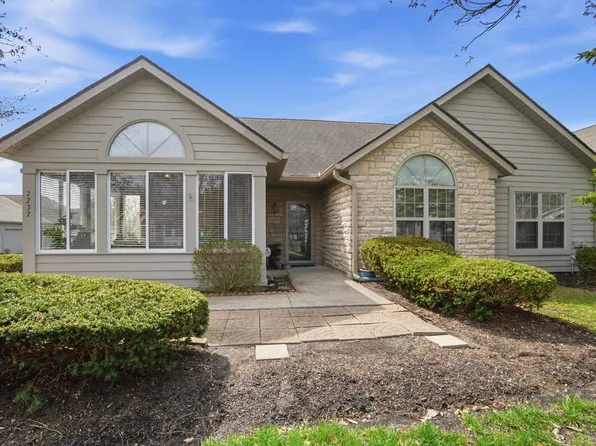 2237 Ravine Woods Dr, Grove City, OH 43123