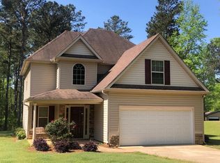 110 S Leisure Ln SE, Milledgeville, GA 31061
