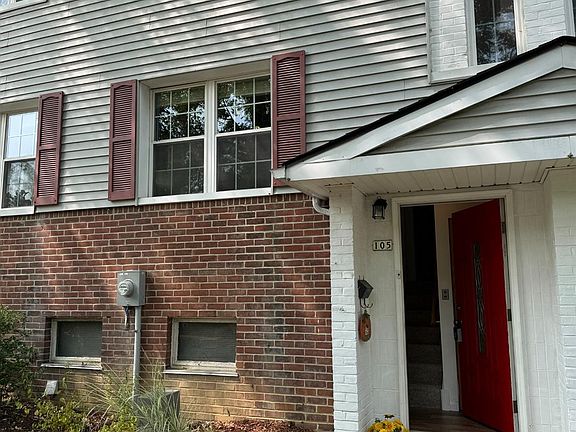 2nd image of 105 Burley Cir