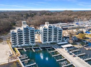2964 Lakeshore Dr UNIT E502, Muskegon, MI 49441
