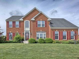 30 Autumnwood Ave, York, PA 17404