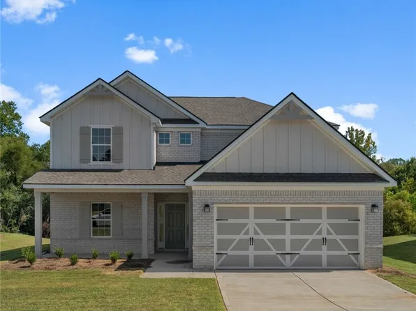 27 Quail Run Ct, Smiths Station, AL 36877