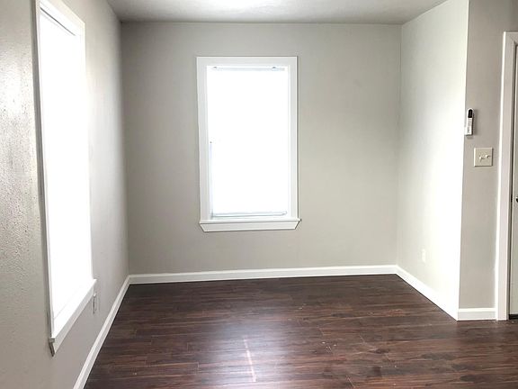 3rd image of 1609 1st St #G