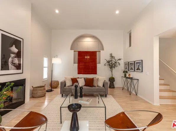 2348 Ewing St, Los Angeles, CA 90039