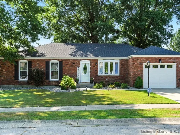 1010 Cliffwood Drive, New Albany, IN 47150