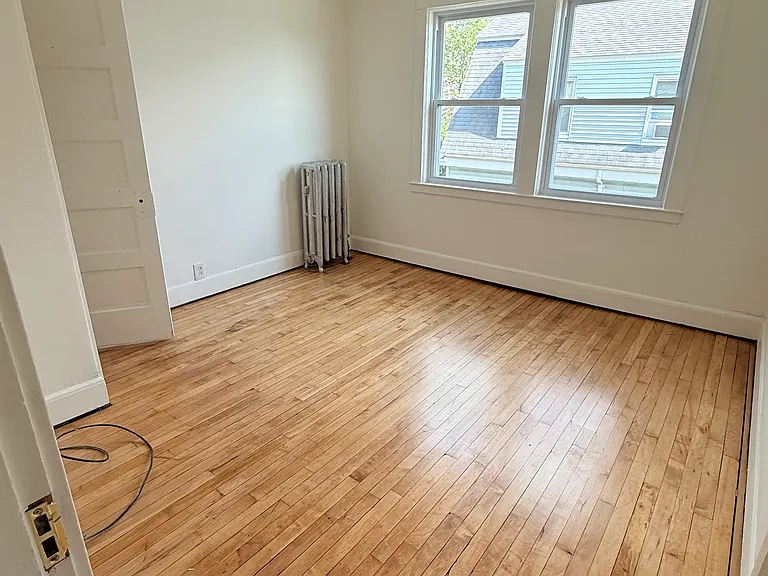 53-55 Barber Ave #3 — Photo 10
