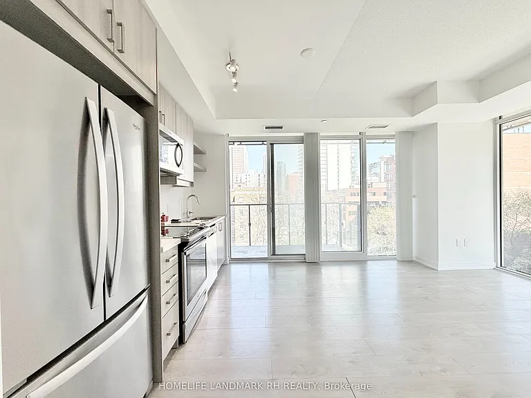 50 Wellesley St E #608 — Photo 3
