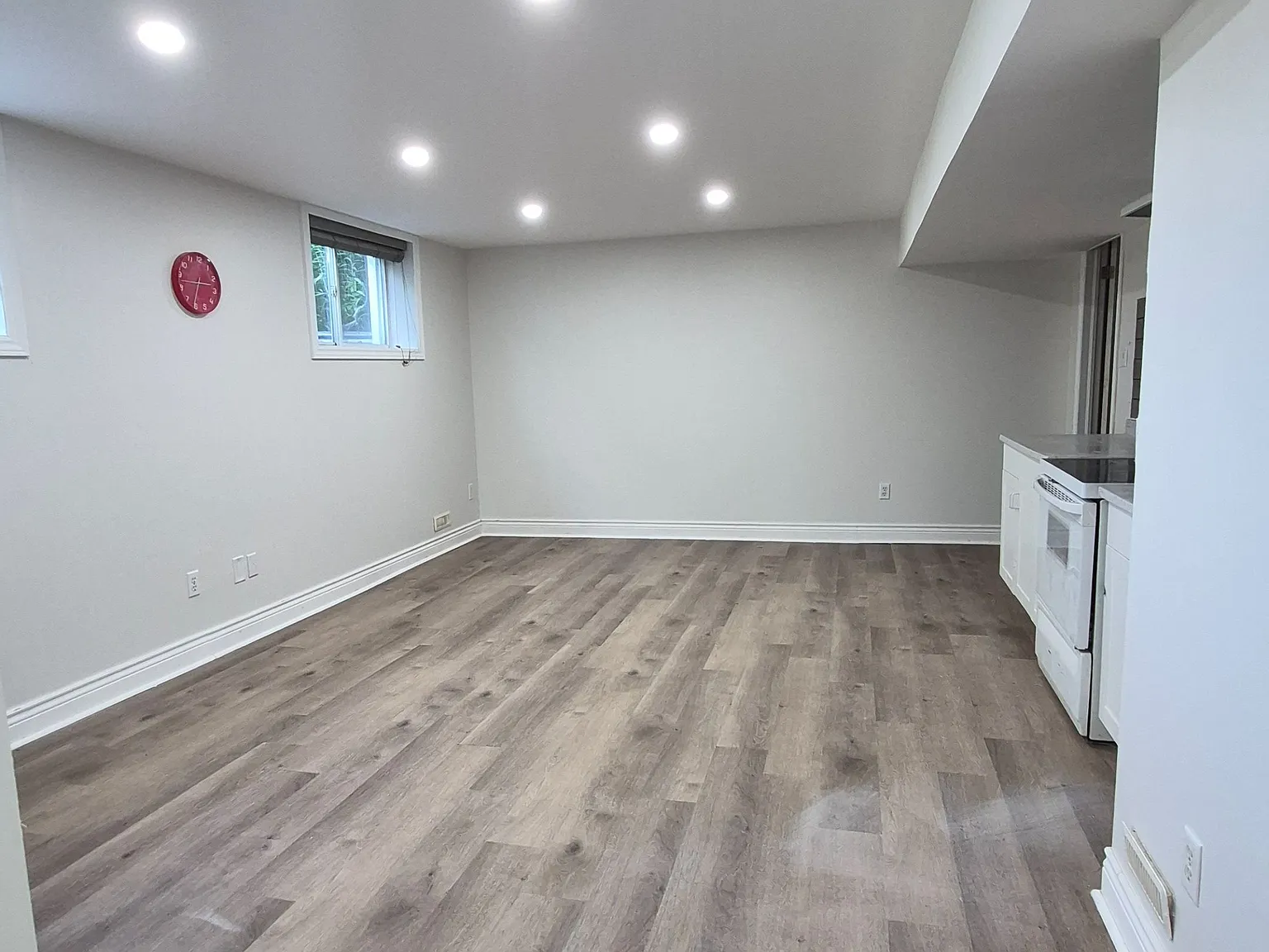 1 bed, $1,400 — Photo 4