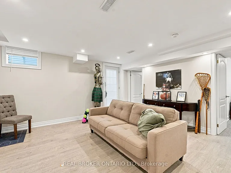 133 Elephant Hill Dr #BASEMENT — Photo 8