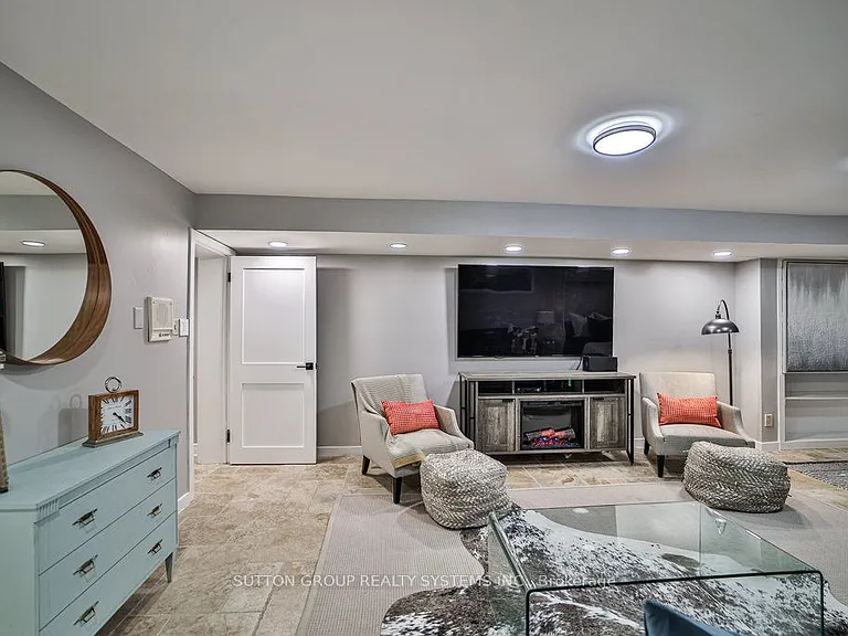 3 Twyford Ct — Photo 33