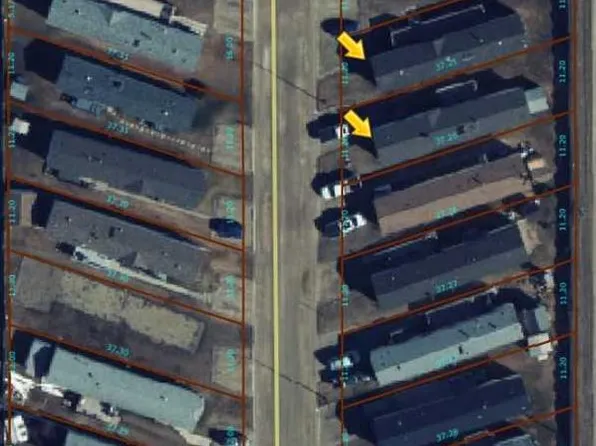 5012 & 5014 54a St, Grimshaw, AB T0H 1W0