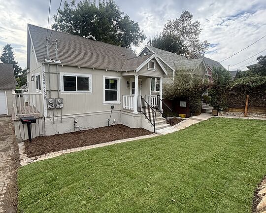 3rd image of 2626 Crestmoore Pl