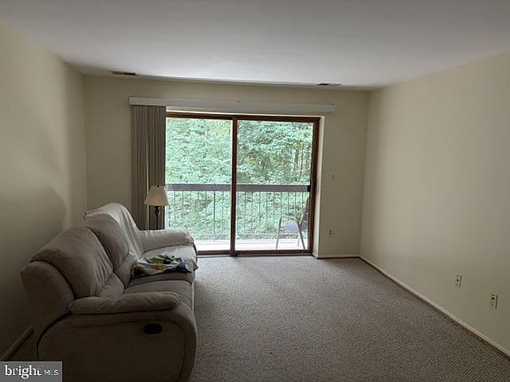 2nd image of 10600 Partridge Ln APT B3