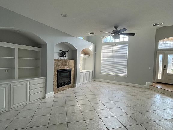 3rd image of 1185 Witshire Ct