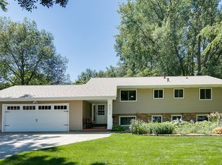 8075 Casper Way, Inver Grove Heights, MN 55076