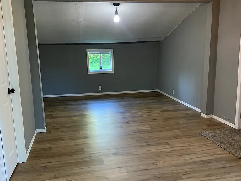 627 W Frisco St — Photo 3