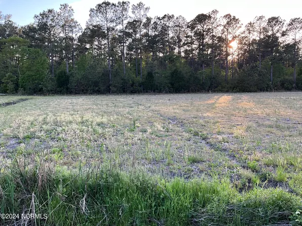 6620 Neuse Road, Grantsboro, NC 28529