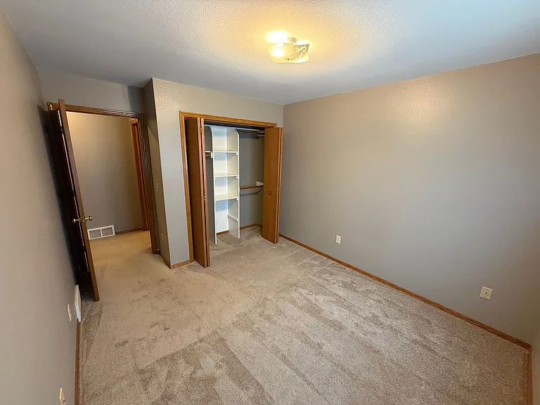 514 Pheasant Dr — Photo 14
