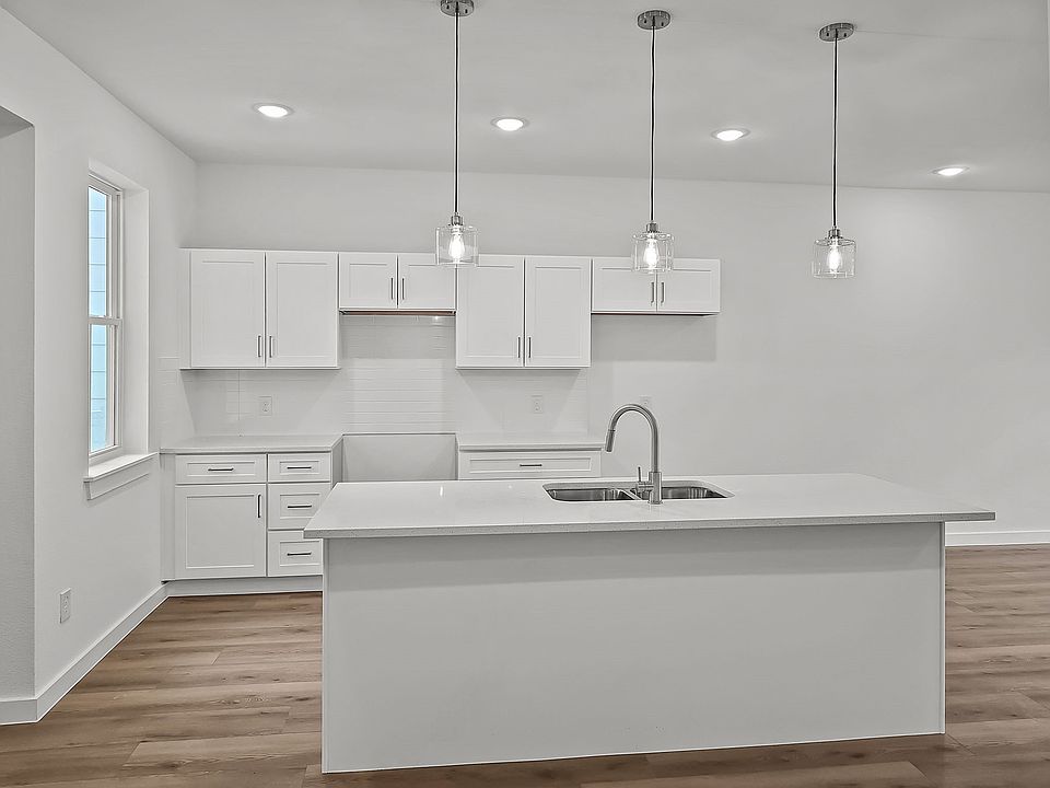 1st image of 9565 Thorncrown Ln