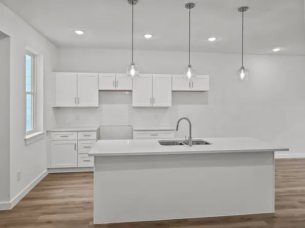 9565 Thorncrown Ln, Fort Worth, TX 76179