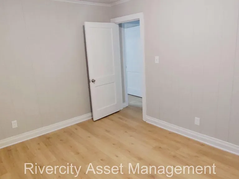 1757 Euclid Ave — Photo 6