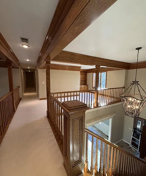Upper Loft with mini library and catwalk