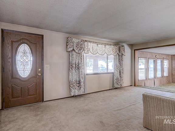 4th image of 1554 Kathy St