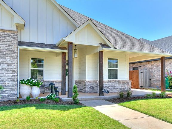 4th image of 6504 NW 148th St