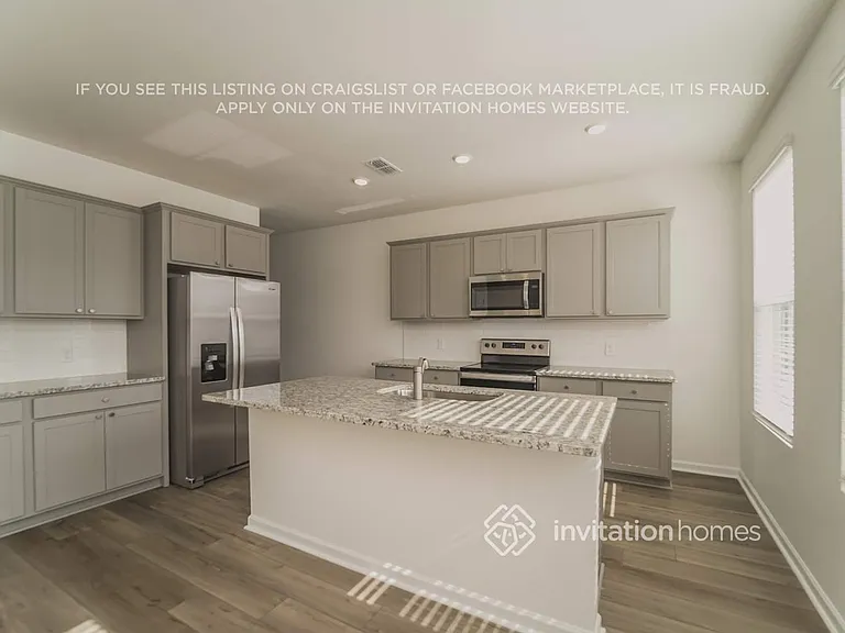 5026 Ragsdale Dr — Photo 8