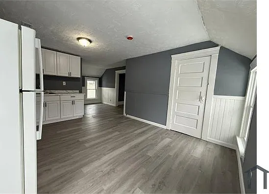 6202 Dibble Ave #2 — Photo 3