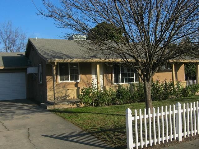 1st image of 3758 Kirk St