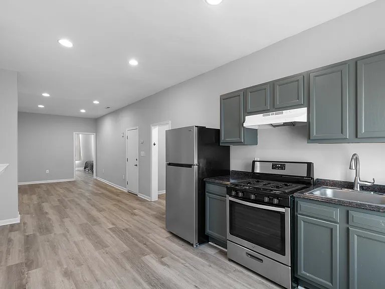 2119 N Charles St #D — Photo 6