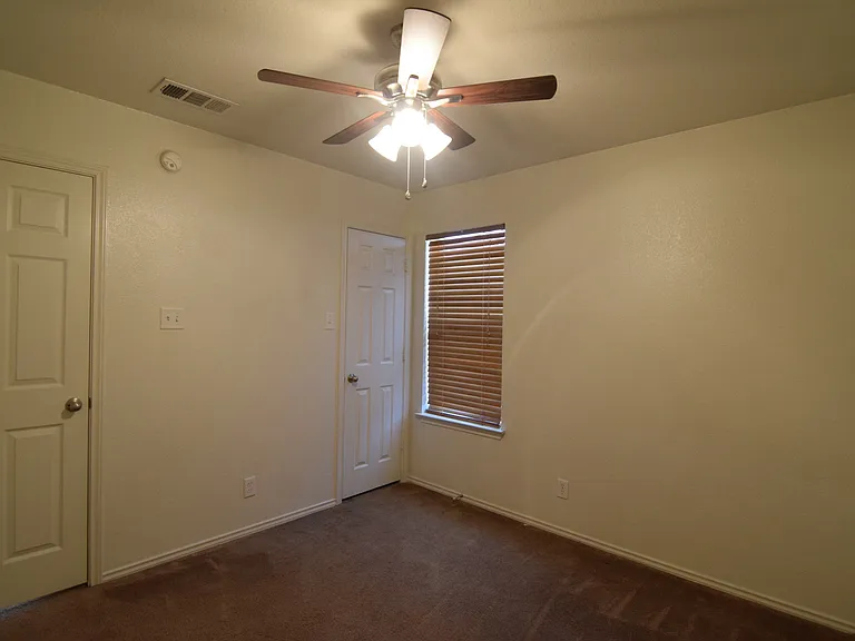 3401 Lorena Dr — Photo 18
