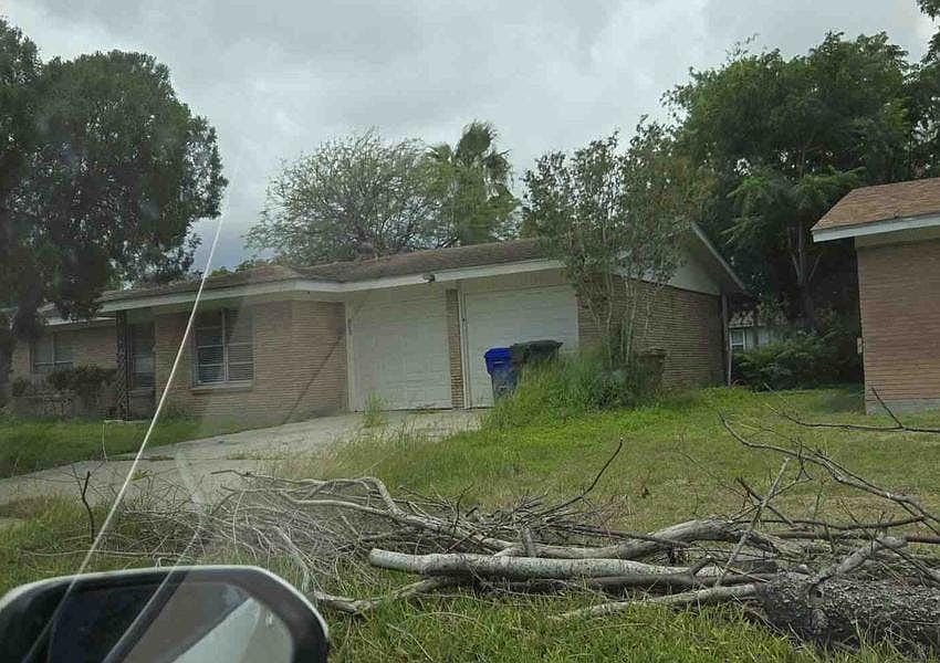 1st image of 1037 Salem Dr