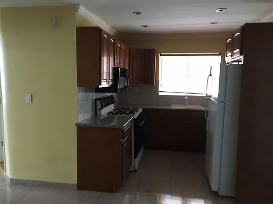 Rented by Beekman Street Realty | media 6