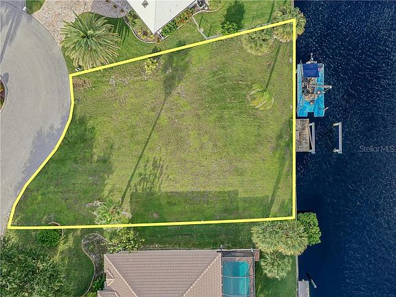 4th image of 2423 Sierra Ln