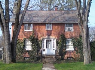 228 S Enterprise St, Bowling Green, OH 43402