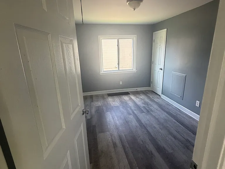 22050 Pleasant Ave #1 — Photo 6