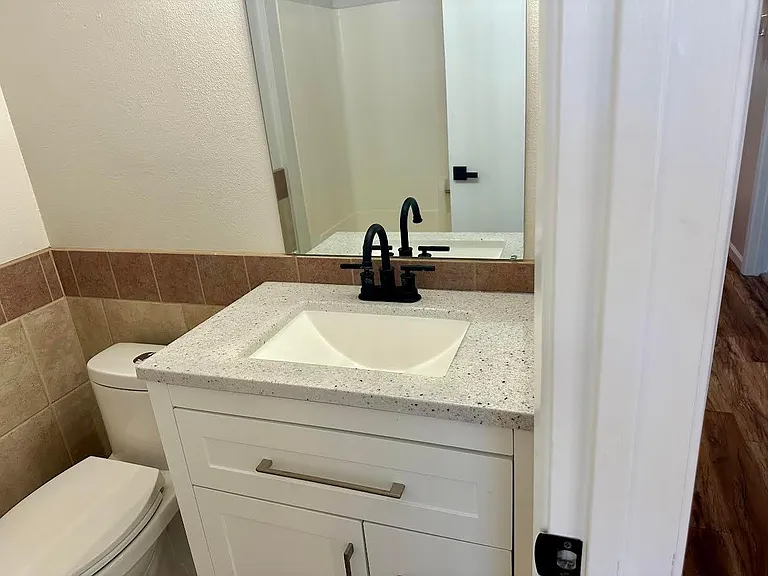 4232 Trinity Pl NW — Photo 20