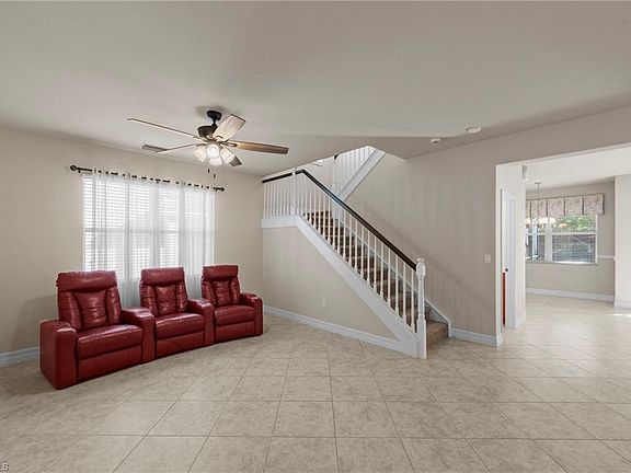 4th image of 10555 Carolina Willow DR