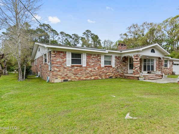 13300 Solomon Rd, Ocean Springs, MS 39564