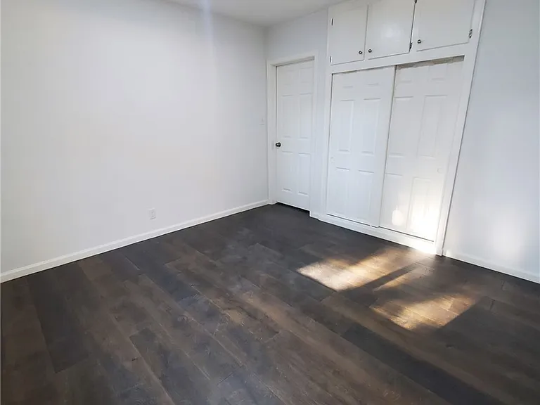 7121 Jumilla Ave — Photo 24