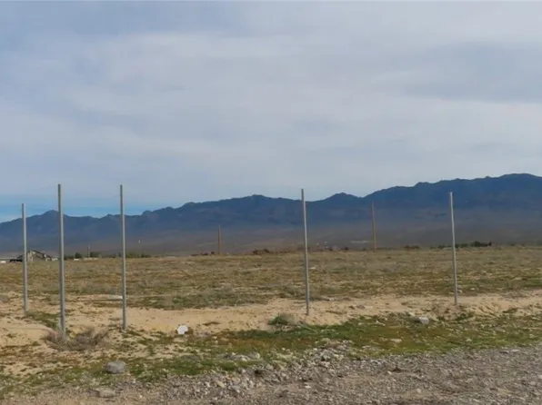 530 W Bell Vista Ave, Pahrump, NV 89060