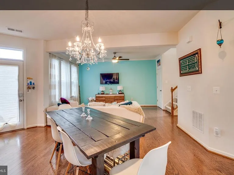 9320 Fairview Ave — Photo 4