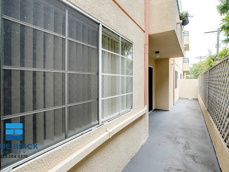 3775 Beethoven St — Photo 25