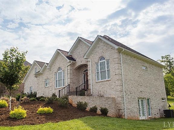 2nd image of 1338 Carlton Pl