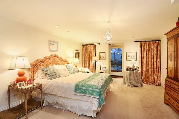 Rented by Corcoran | media 5