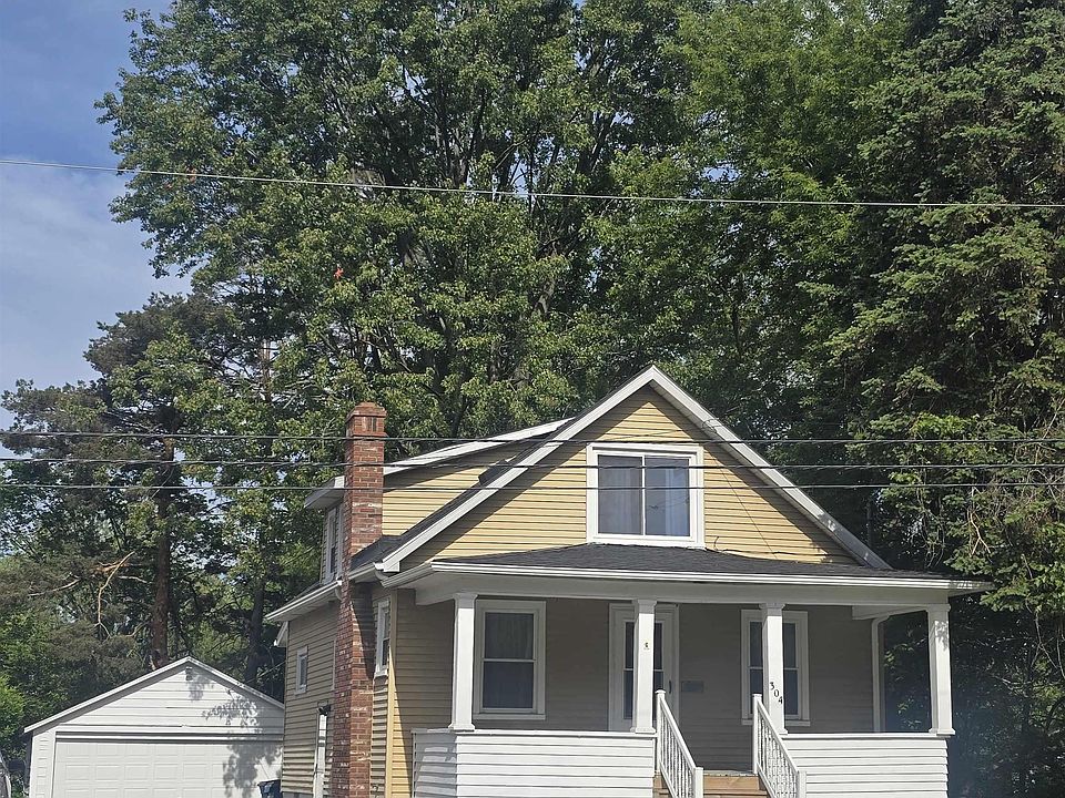 1st image of 304 S State Rd
