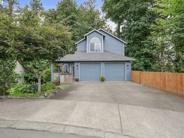 17405 Wake Robin Cir, Oregon City, OR 97045